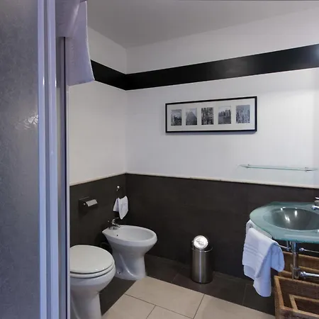 Hotel apartamentowy Della Piana Aprilia